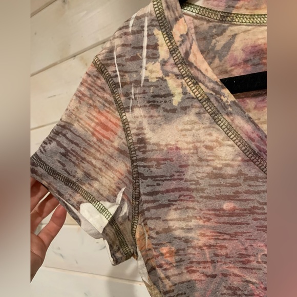 Wrangler Rock 47 | Orange & Pink Patterned Tee - Picture 2 of 5